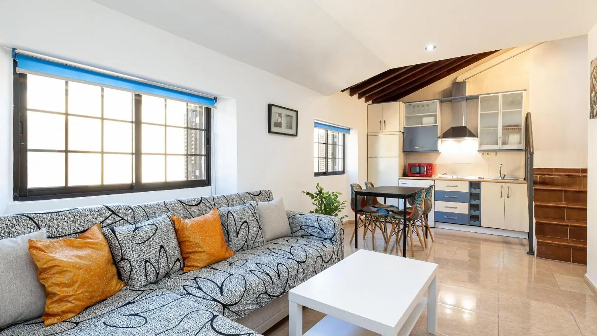 Apartment H2M Lazcano With Sunny Terrace In Old Town Malaga